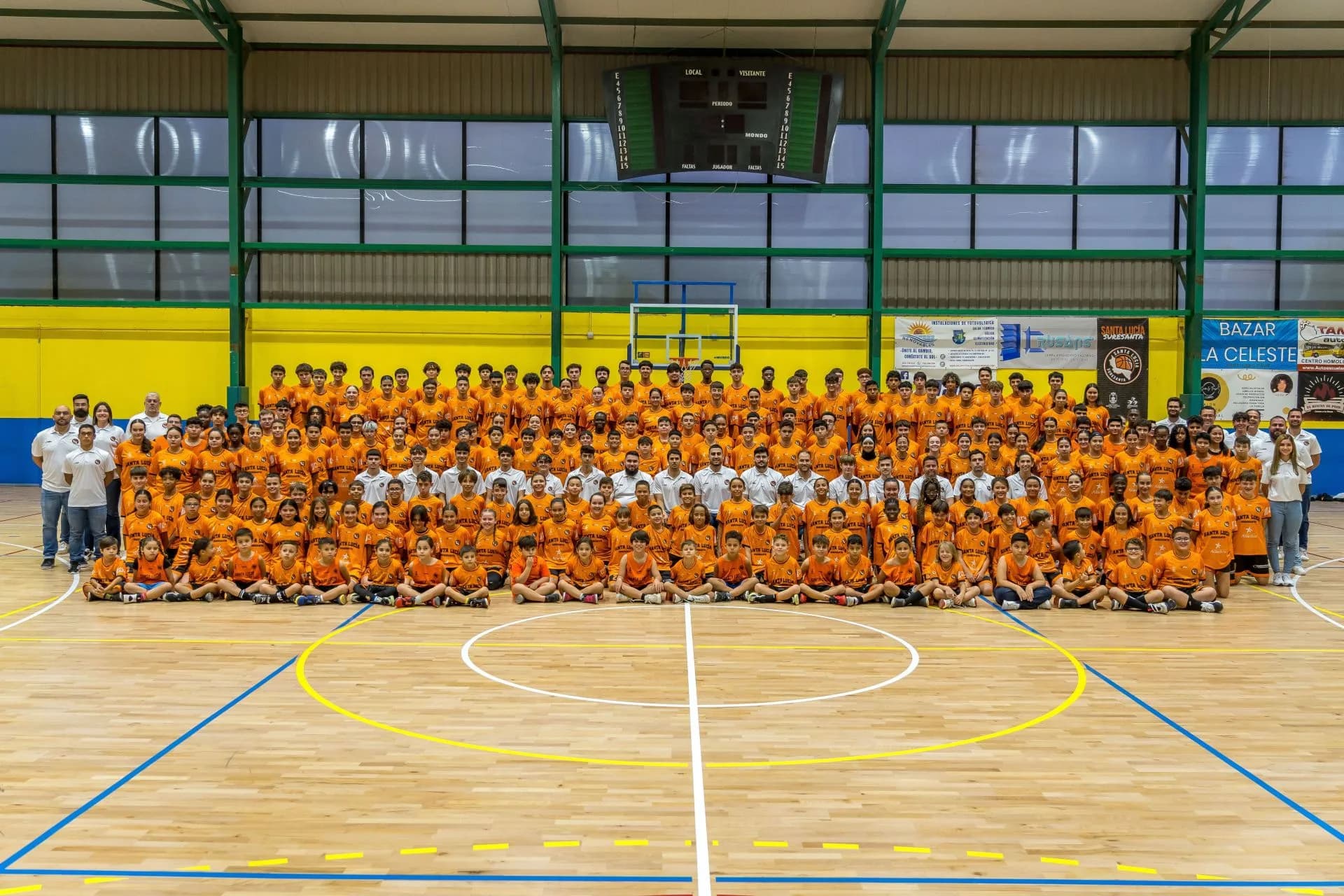 FOTO DE FAMILIA SURESANTA TEMPORADA 24-25