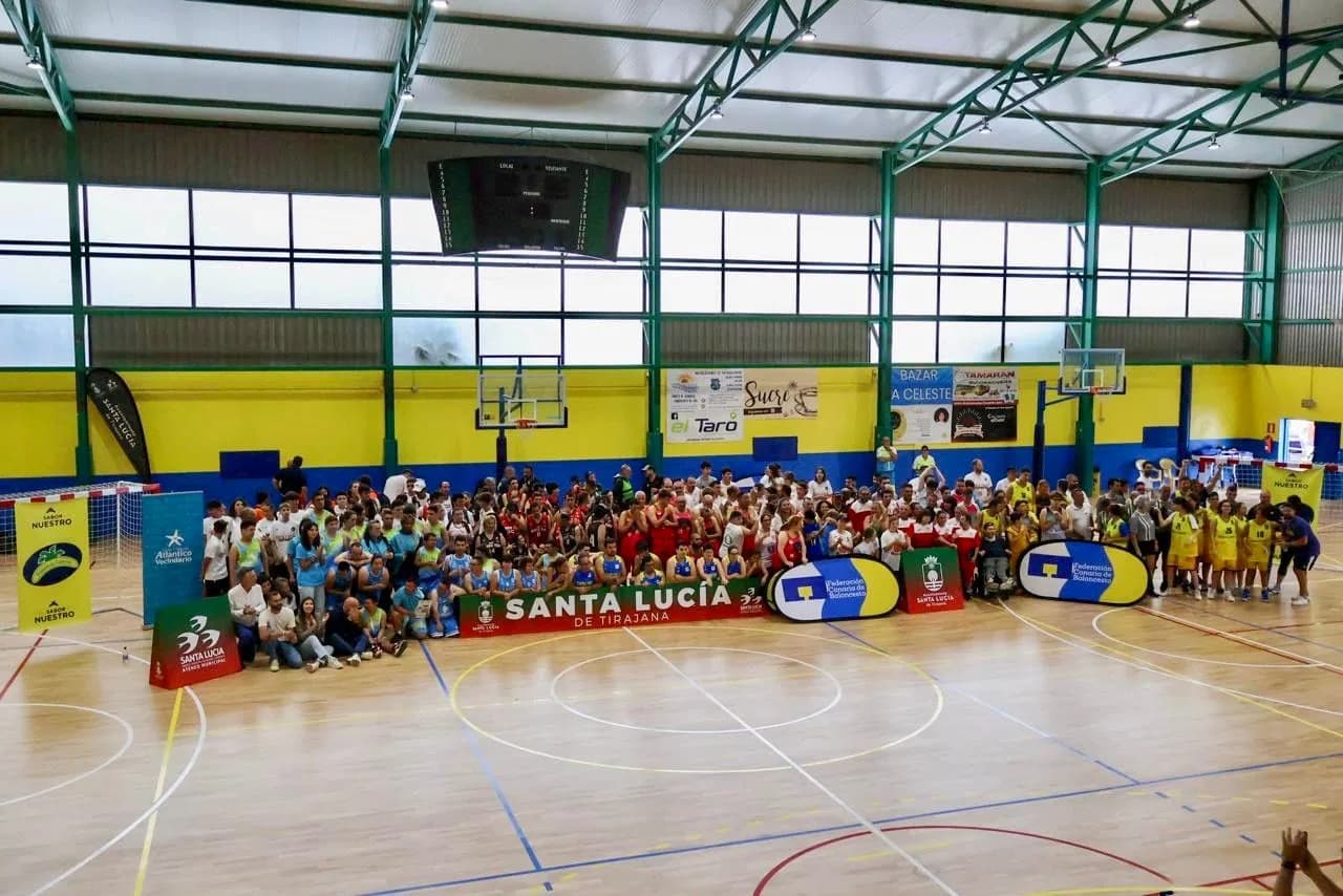 “BALONCESTO SIN LÍMITES - PLÁTANO DE CANARIAS" TRIUNFA EN SANTA LUCÍA DE TIRAJANA